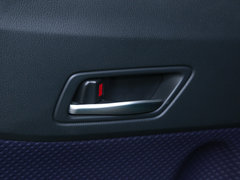 2018款 2.0L 领先天窗版 国VI