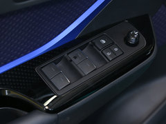 2018款 2.0L 领先天窗版 国VI