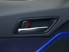 2018款 2.0L 领先天窗版 国VI