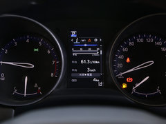 2018款 2.0L 领先天窗版 国VI