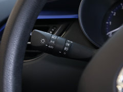 2018款 2.0L 领先天窗版 国VI