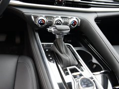 2019款 2.0T 四驱尊贵型