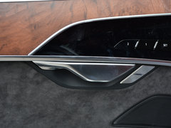 2019款 A8L 55 TFSI quattro 豪华型