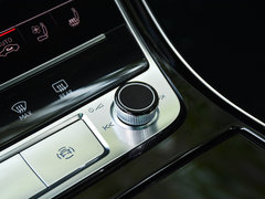 2019款 A8L 55 TFSI quattro 豪华型