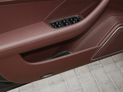 2019款 Panamera 4 行政加长版 2.9T