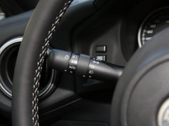 2019款 2.0L 自动豪华版