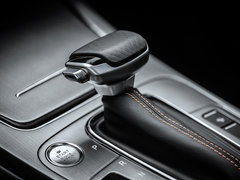 2020款 1.5T 自动旗舰型