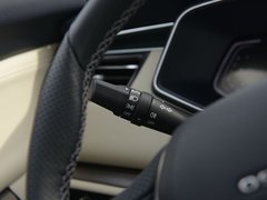 2020款 1.5T 自动旗舰型
