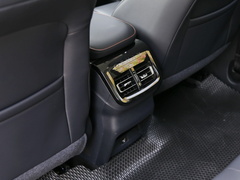 2020款 1.5T 自动旗舰型