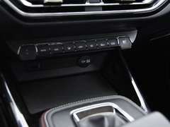 2020款 1.5T 自动旗舰型