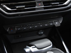 2020款 1.5T 自动旗舰型