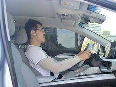 2019款  高维标准续航幂方版