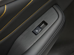 2019款 2.0T 极智科技版