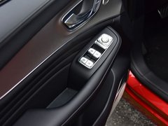 2019款 300TGI 自动智能座舱旗舰版