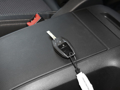 2019款 PLUS 2.0T 自动精英版 国VI