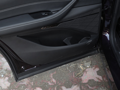 2019款 1.6T 四驱旗舰版