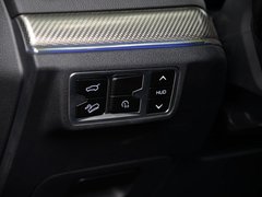 2019款 2.0T 智联旗享四驱版