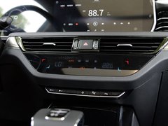 2019款 2.0T 智联旗享四驱版