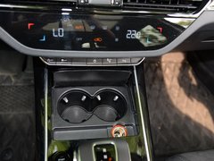 2019款 2.0T 智联旗享四驱版