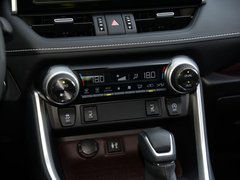 2020款 双擎  2.5L CVT两驱精英版