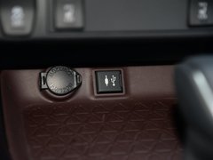 RAV4荣放 2020款 双擎  2.5L CVT两驱精英版