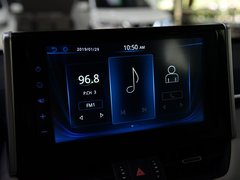 2020款 双擎  2.5L CVT两驱精英版