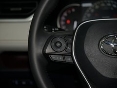 2020款 双擎  2.5L CVT两驱精英版