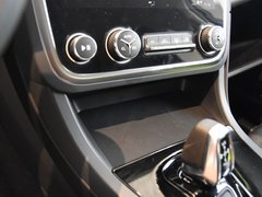 2019款 2.0T 两驱纯版 国VI
