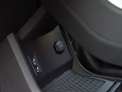 2019款 1.6TGDI 自动豪华型