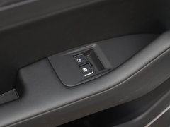 2019款 30TD 型动版
