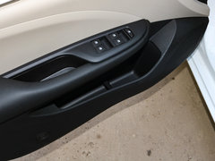 2019款 15T 双离合进取型 国VI