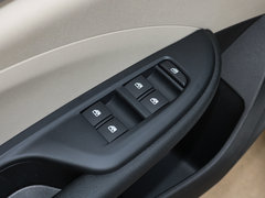 2019款 15T 双离合互联精英型 国VI