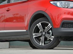 2018款 1.5L 手动65寸巨幕天窗版 国V