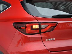 2018款 1.5L 手动65寸巨幕天窗版 国V