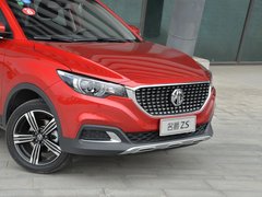 2018款 1.5L 手动65寸巨幕天窗版 国V
