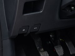 2018款 1.5L 手动65寸巨幕天窗版 国V