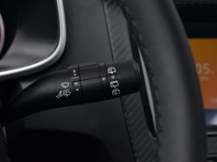 2018款 1.5L 手动65寸巨幕天窗版 国V