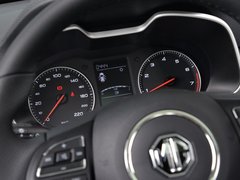 2018款 1.5L 手动65寸巨幕天窗版 国V