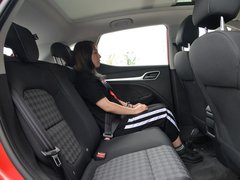 2018款 1.5L 手动65寸巨幕天窗版 国V