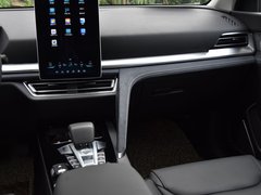 2019款 1.5T 自动尊贵型