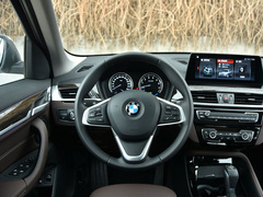 2020款 xDrive30Le 尊享型