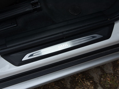 2020款 xDrive30Le 尊享型