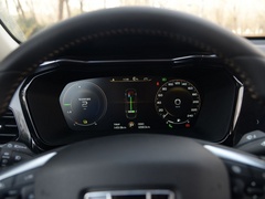 2019款 400T 驭星者 纯电动续航80KM