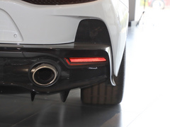 2019款 4.0T 标准型