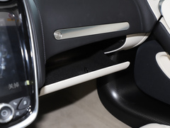 2019款 4.0T 标准型