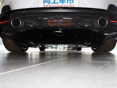 2019款 4.0T 标准型