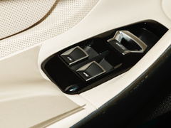 2019款 4.0T 标准型