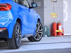 2020款 sDrive20i M越野套装
