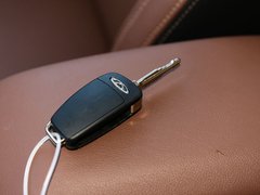2020款 百万全球版 1.5L 手动精英型