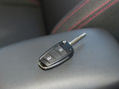 2020款 百万全球版 1.5L 手动时尚型
